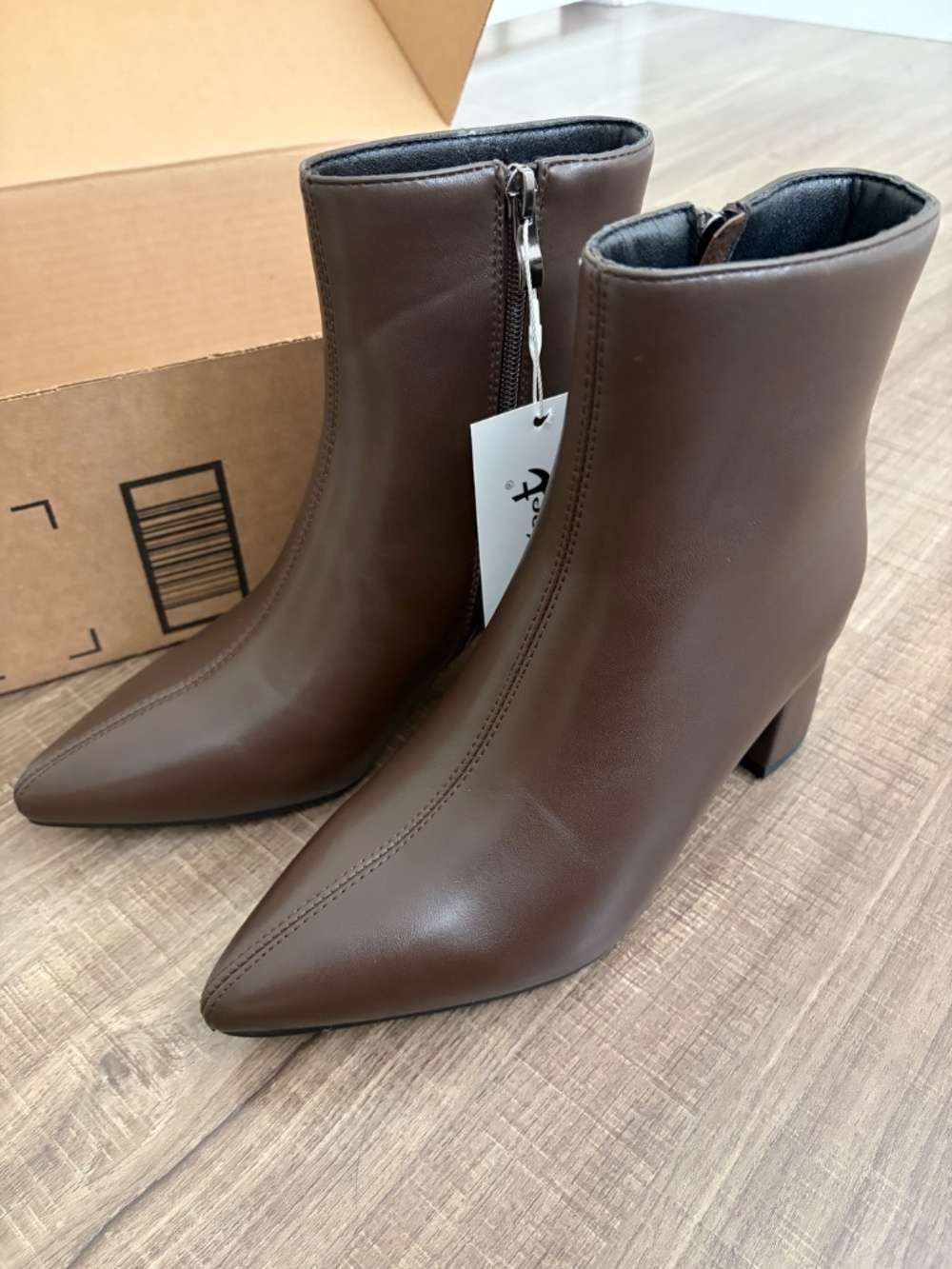 Ankle boots - Picture 2 of 4